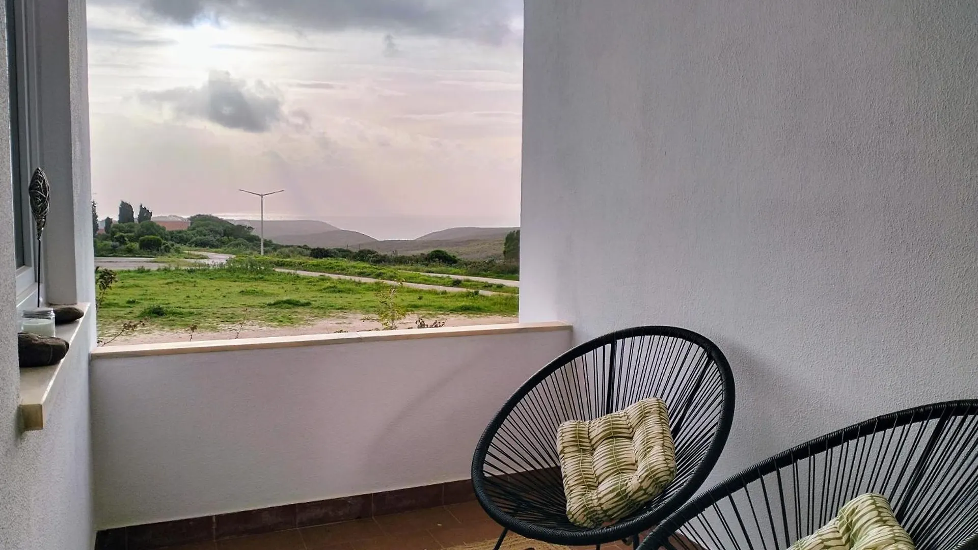 Bela Vista_ Cozy Apartment With Sea View Aljezur 0*,