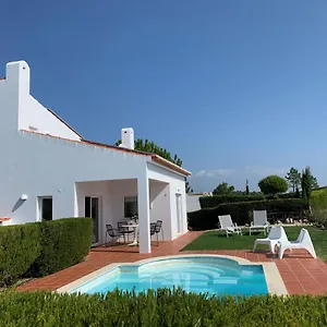Casa Colina, Walking Distance To Arrifana Apartment